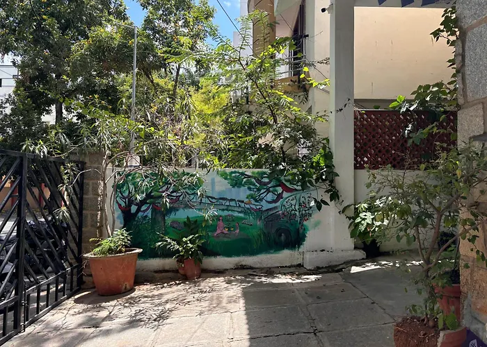 Byoc s - IndiranagarHostel